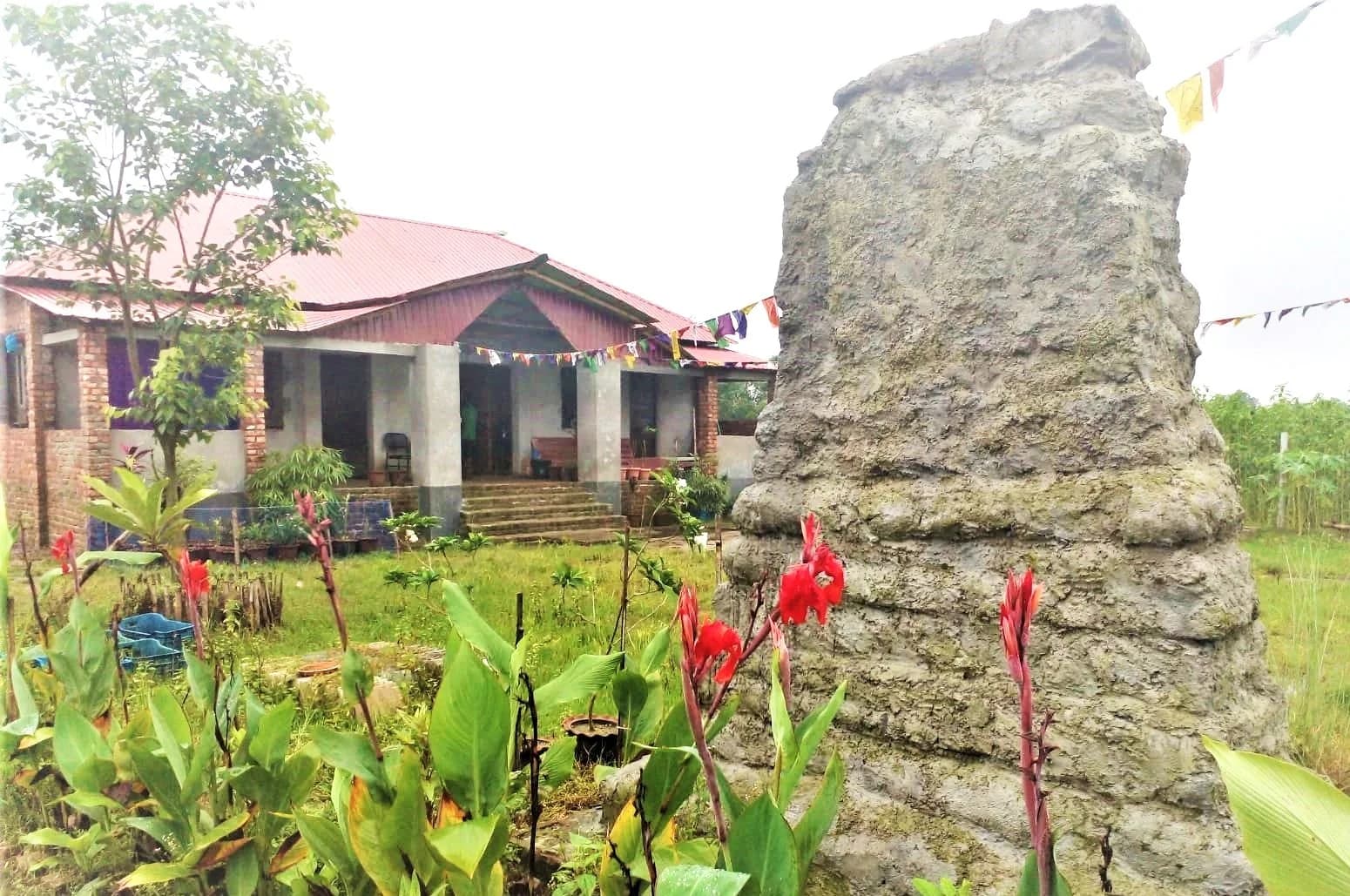 Muneedham at Satyapon Janaa Shikshashram