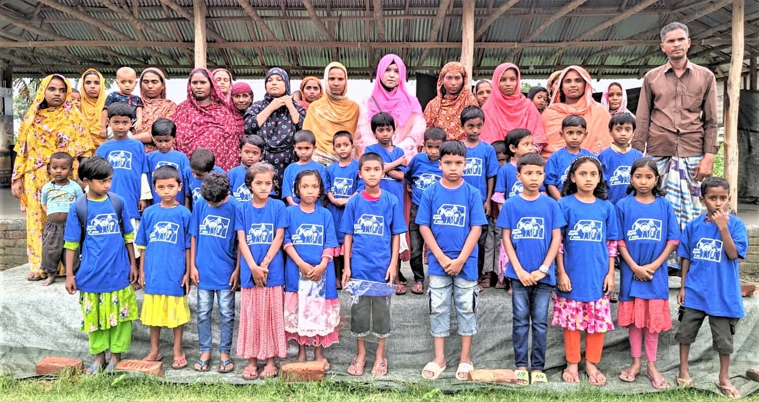 Students of Satyapon Bidyapith